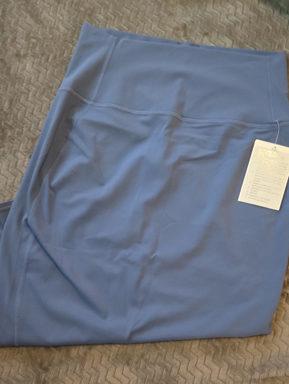 Lulu Nulu Size 8 Slim Fit HR Skirt